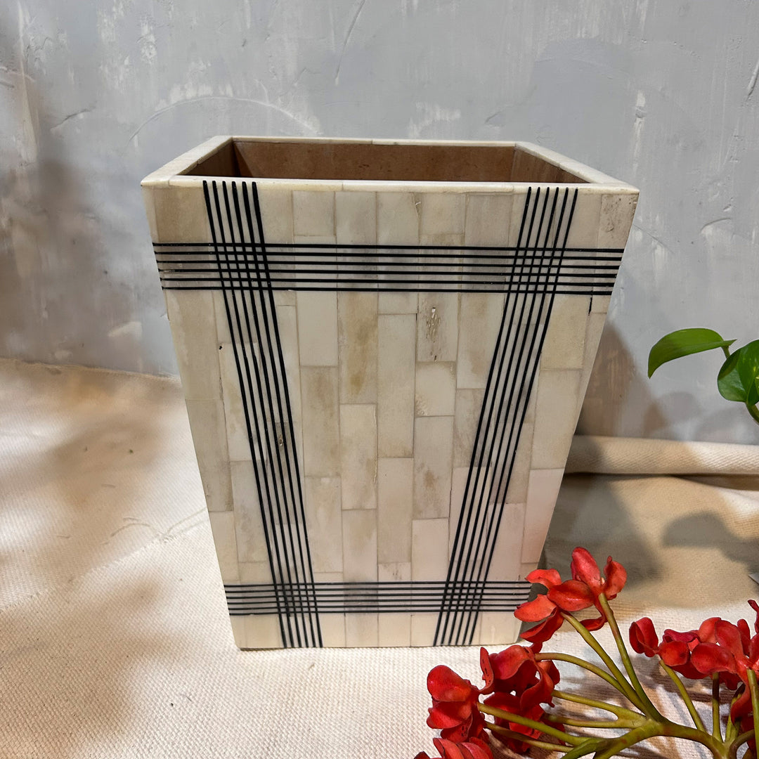 Off White Inlay Bath Set of 4