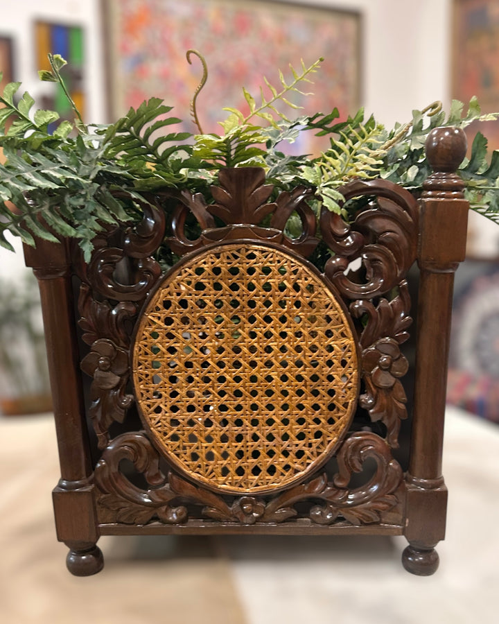 Ruhaan Cane and Wood Planter