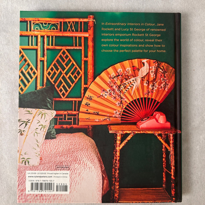 Extraordinary Interiors In Colour / Book