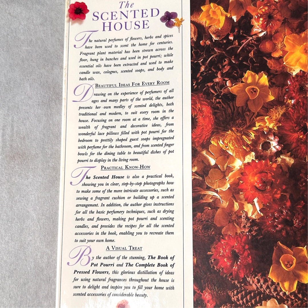 The Scented House : Coffee Table / Reference Book