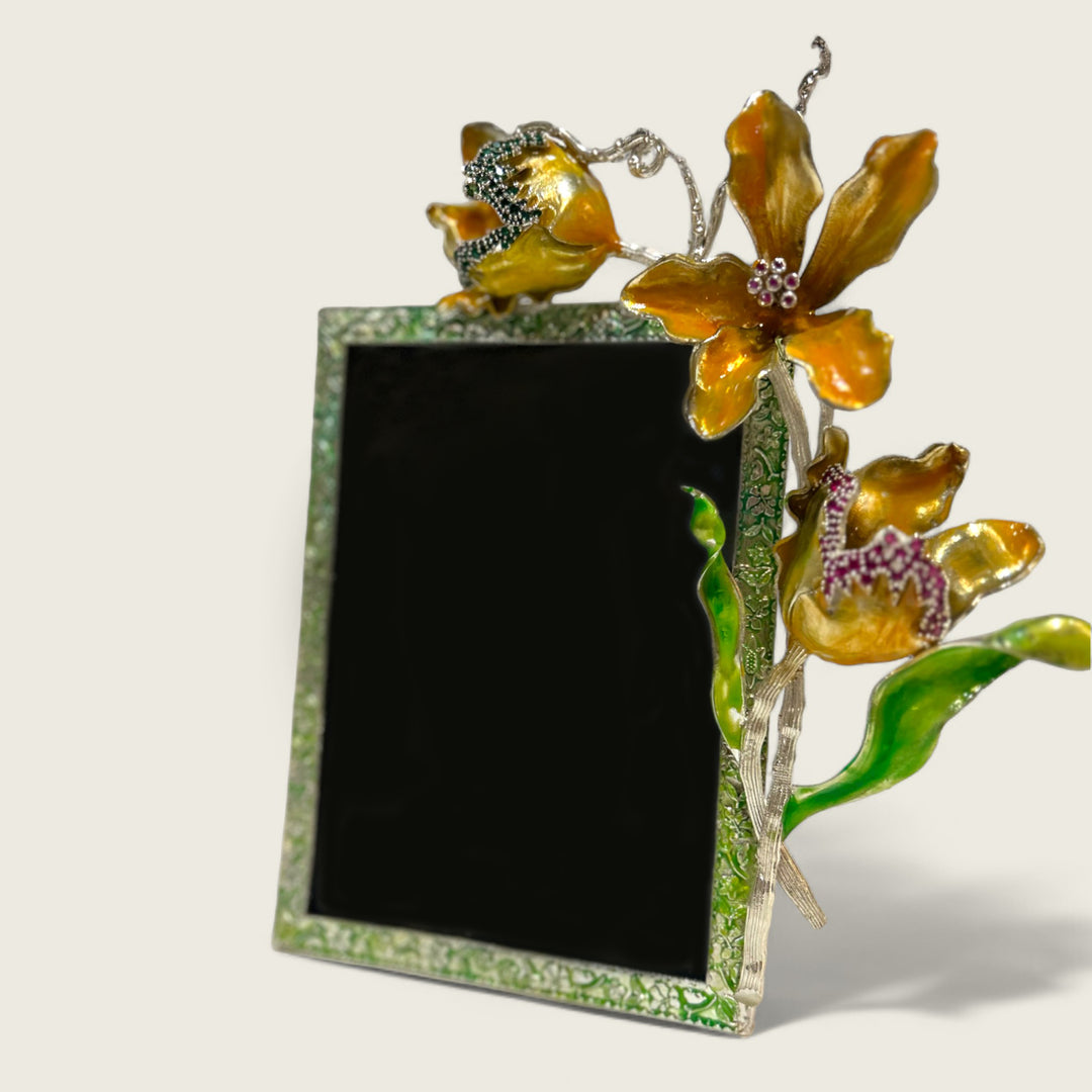 The Gold Lily Green Frame