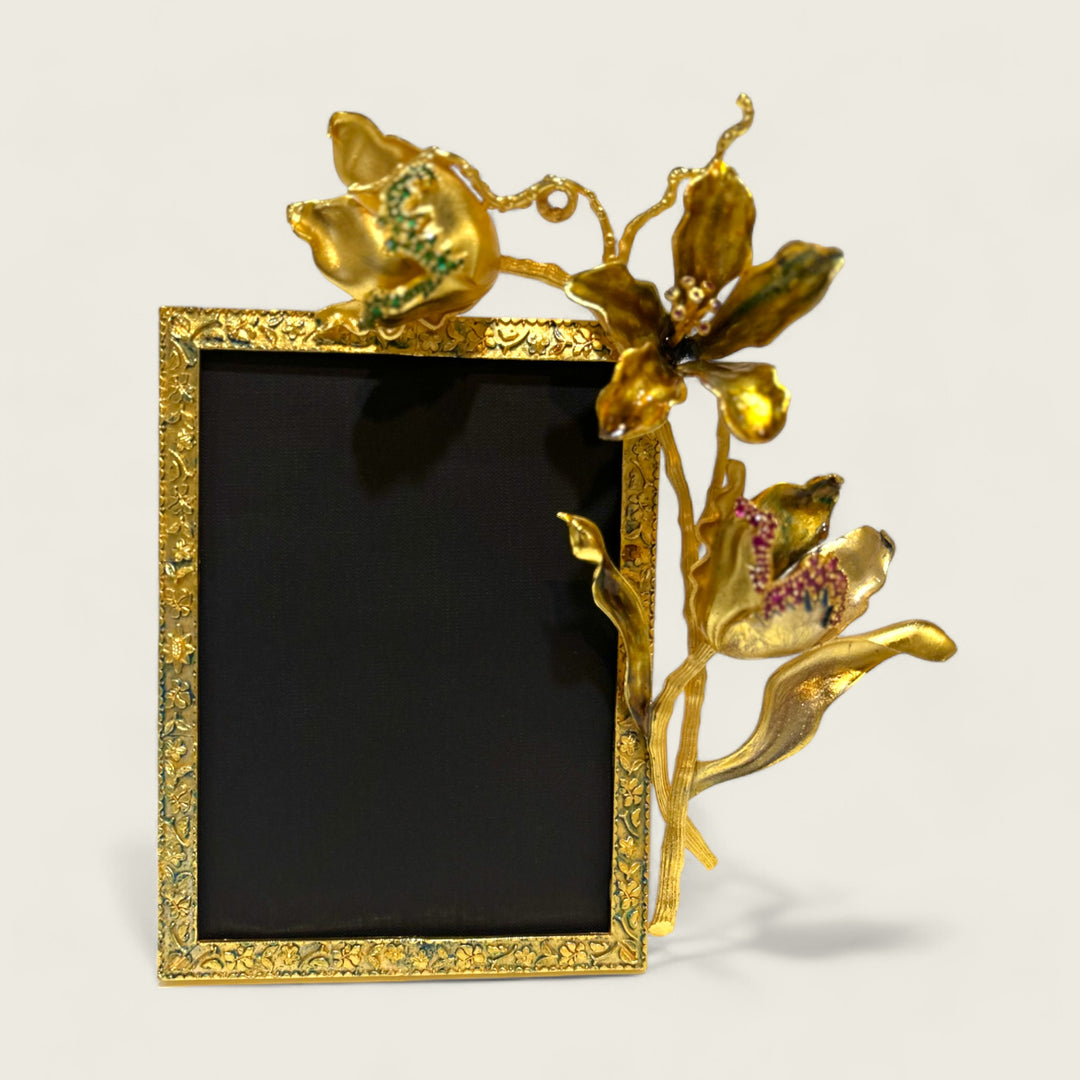 Gold Lily Golden Frame