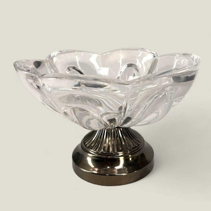 Decorative bowl with stand