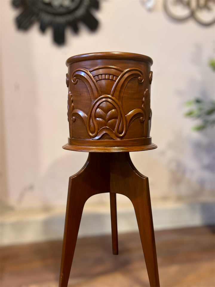 Art Noveau Planter -02
