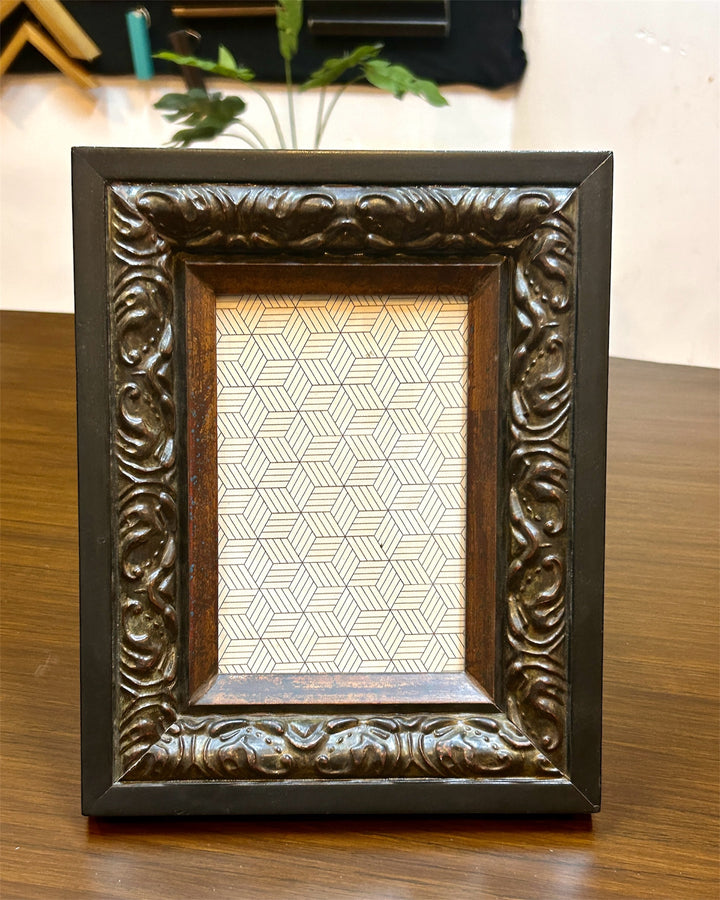 Frame Design No.14