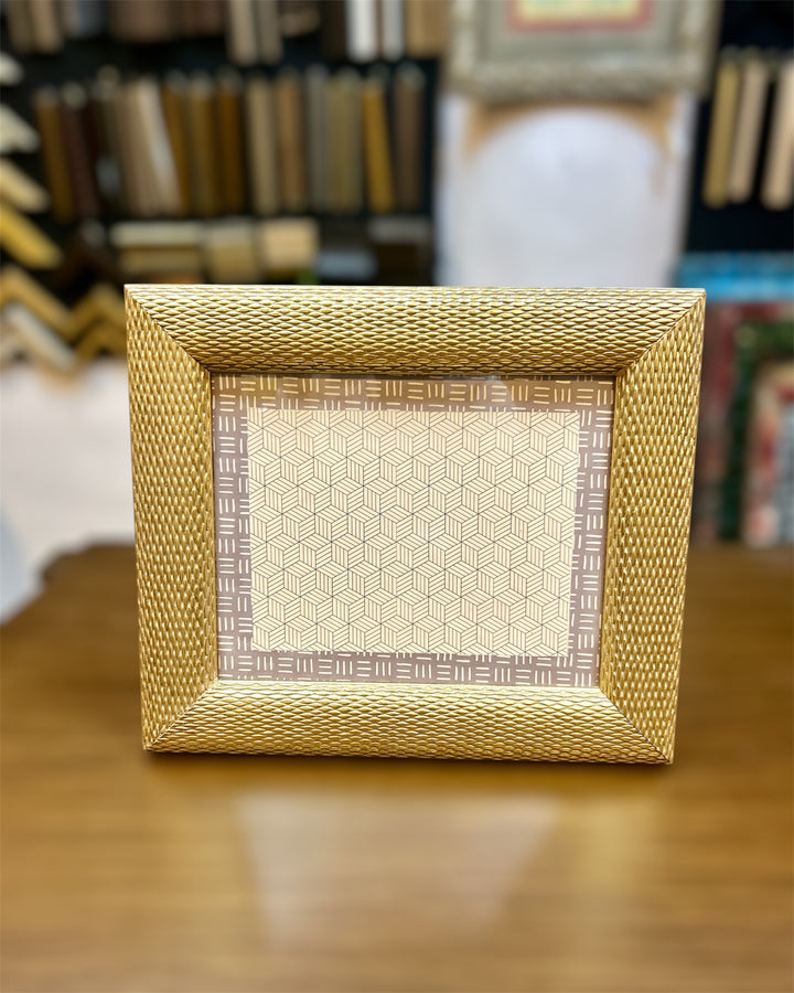 Frame Design 04
