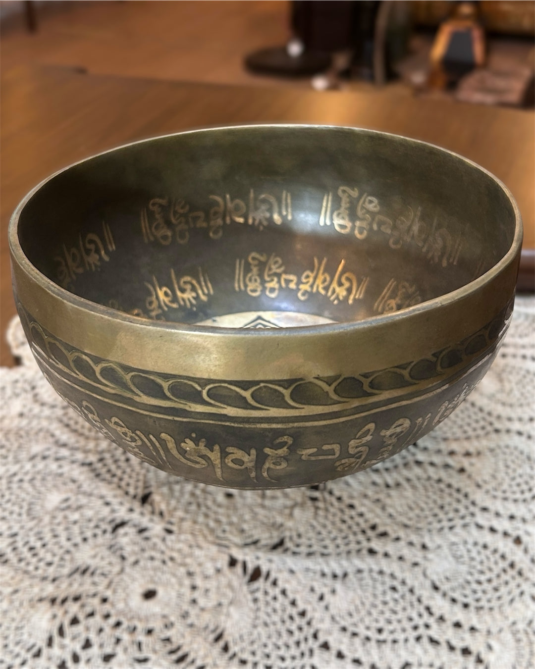 Tibetan Singing Bowl Design 3