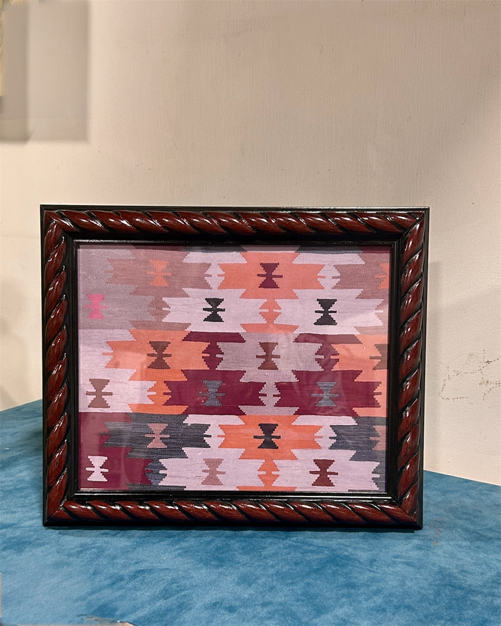Twisted Edge Photo Frame