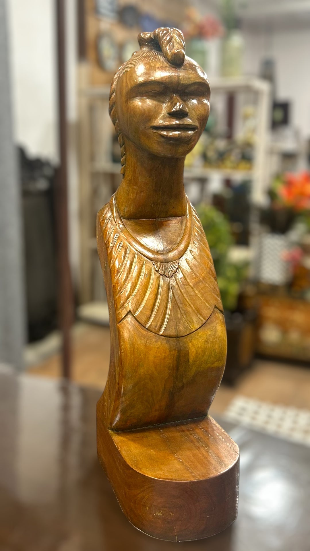 The Queen - Wood Sculpture