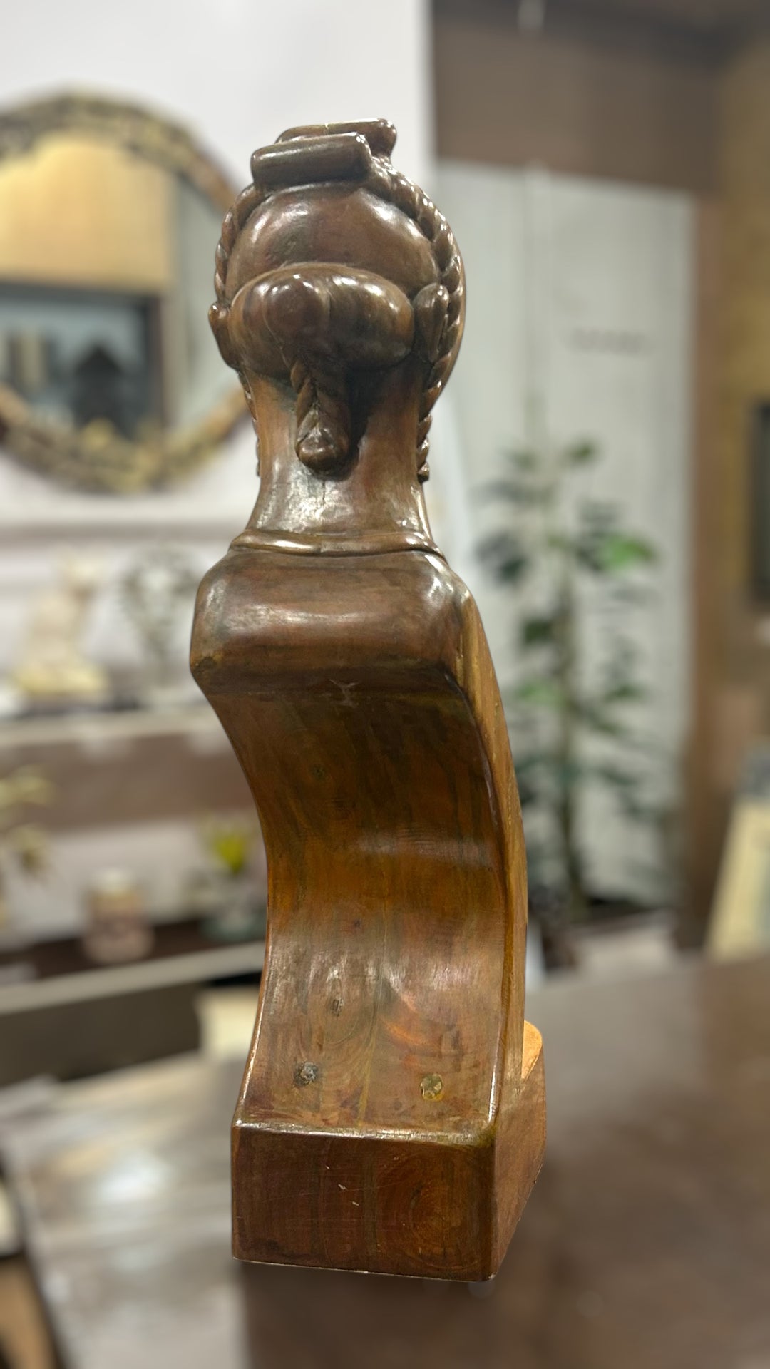 The Queen - Wood Sculpture
