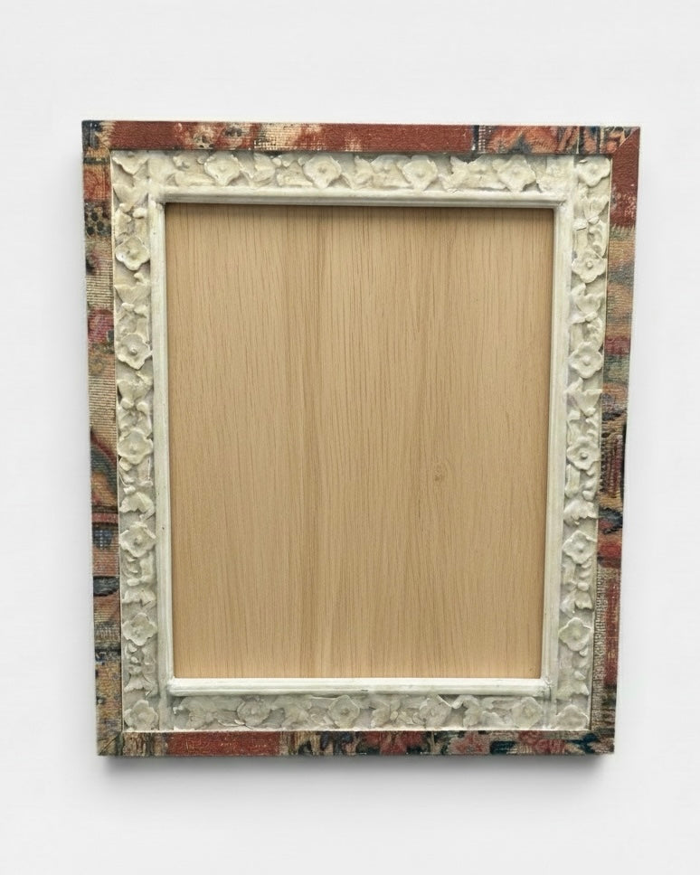 Aamer Wooden Frame Ivory