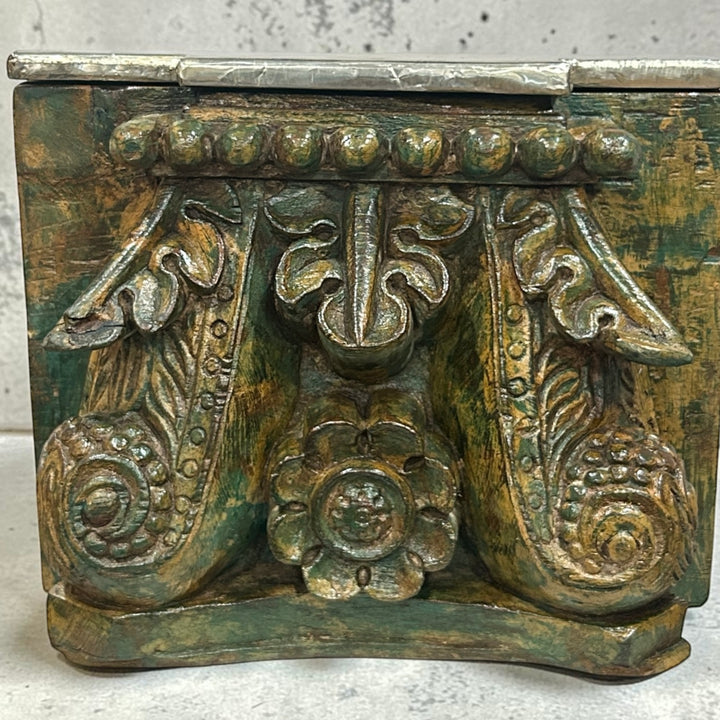 Pillar Key Holder