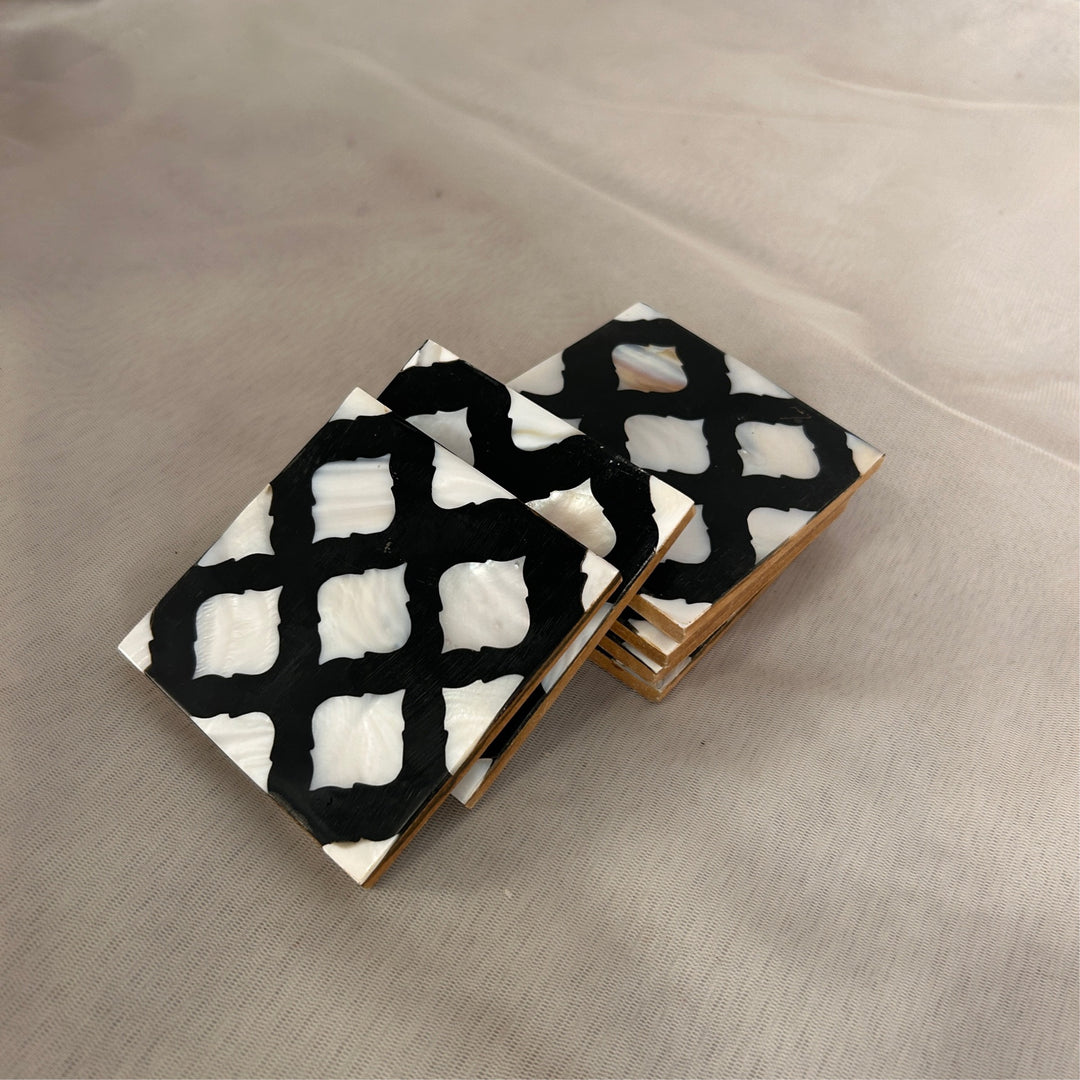 Black and white Coaster Set